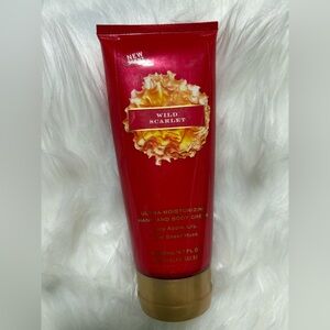 Victorias Secret Wild Scarlet Ultra Moisturizing Hand and Body Cream